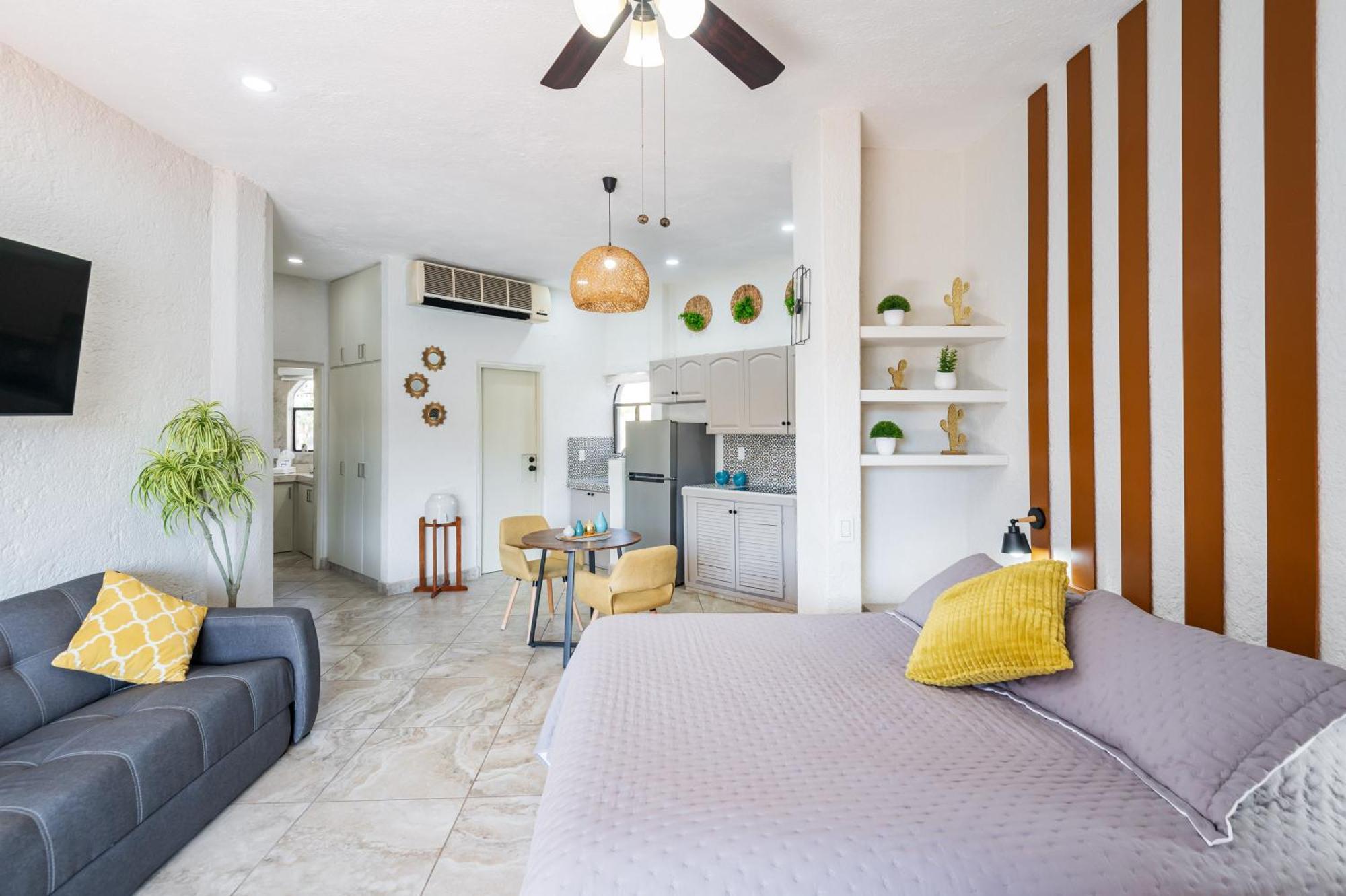 Marina Cabo Plaza Town & Beach Condos 卡波圣卢卡斯 外观 照片